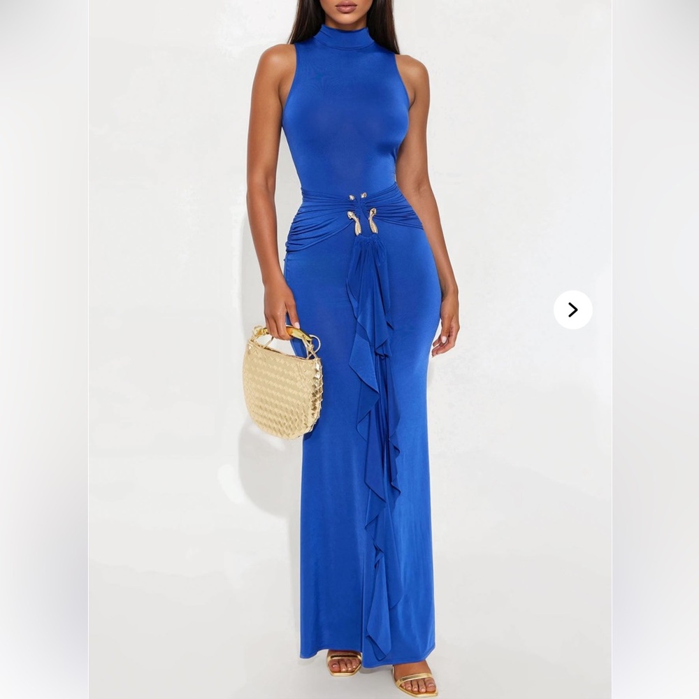 Fashion Nova In the Moment Sleeveless Dress